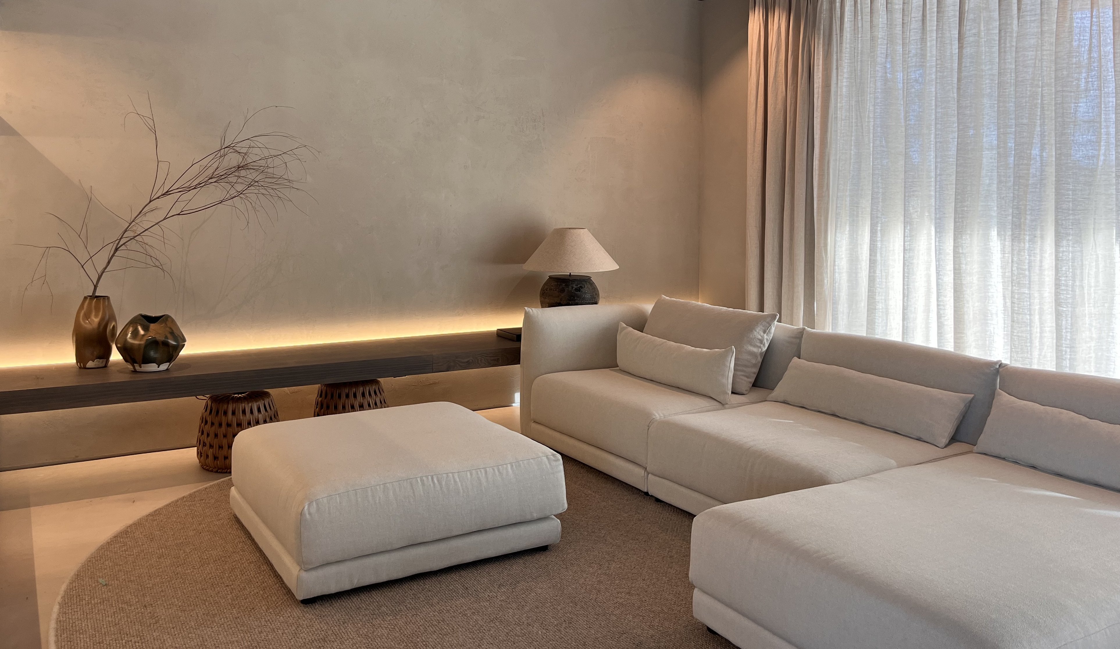 RAIZ Interiors